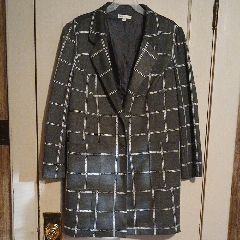 Women's Gray Plaid Coat